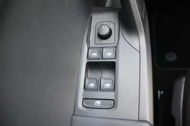 SEAT Ibiza (2022) thumbnail 30