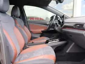 Volkswagen ID.4 (2020) thumbnail 16