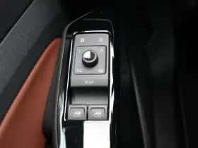 Volkswagen ID.4 (2020) thumbnail 20
