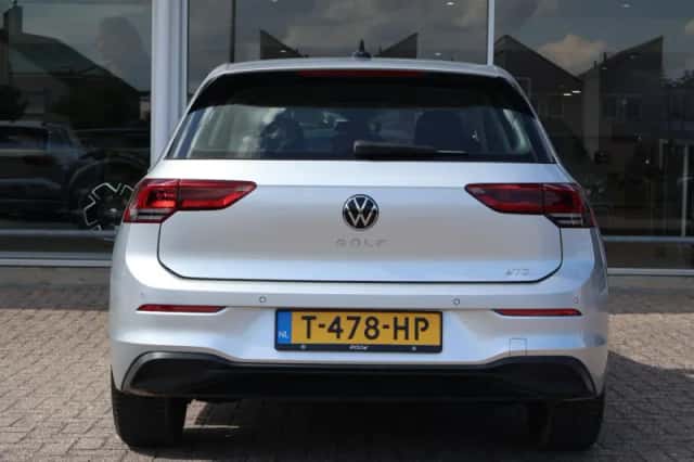 Volkswagen Golf (2023) thumbnail 11