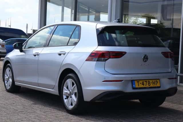 Volkswagen Golf (2023) thumbnail 13