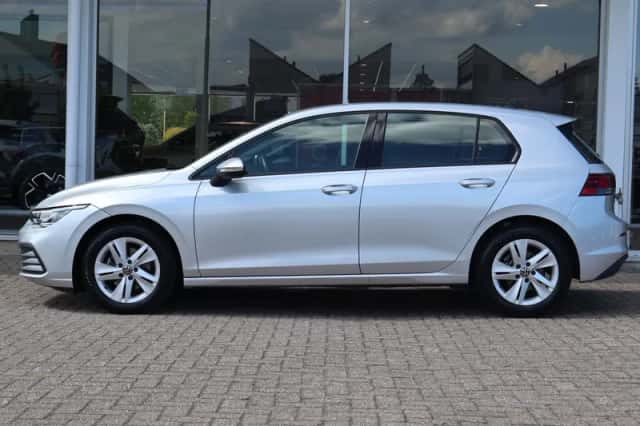 Volkswagen Golf (2023) thumbnail 14