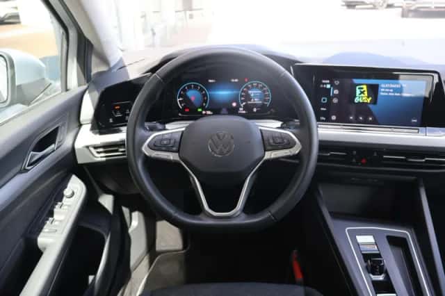 Volkswagen Golf (2023) thumbnail 20