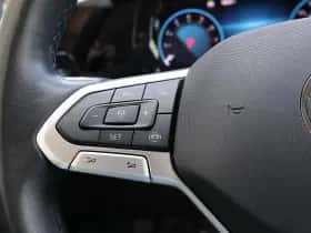Volkswagen Golf (2023) thumbnail 22