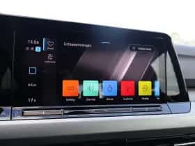 Volkswagen Golf (2023) thumbnail 33