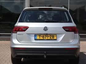 Volkswagen Tiguan (2019) thumbnail 11