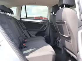 Volkswagen Tiguan (2019) thumbnail 19
