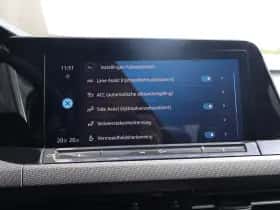 Volkswagen Golf (2021) thumbnail 30