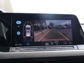 Volkswagen Golf (2021) thumbnail 32