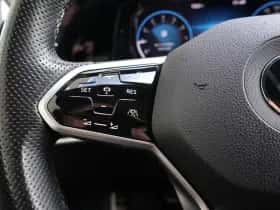 Volkswagen Golf (2021) thumbnail 34