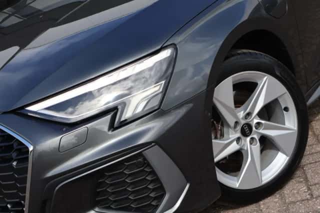 Audi A3 (2023) thumbnail 11