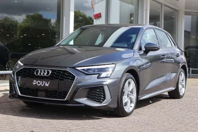 Audi A3 (2023) thumbnail 13