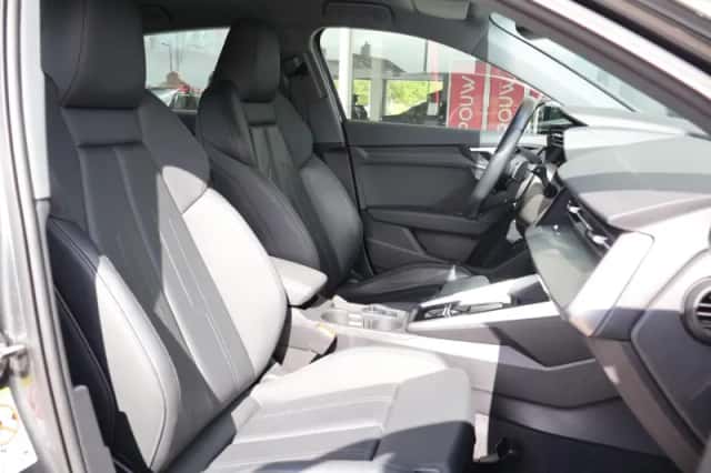Audi A3 (2023) thumbnail 4