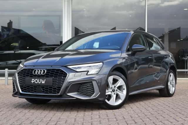 Audi A3 (2023) thumbnail 41