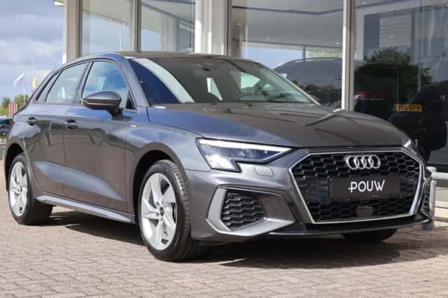 Audi A3 (2023) thumbnail 9