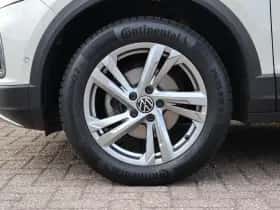 Volkswagen T-Roc (2024) thumbnail 11