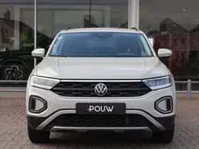 Volkswagen T-Roc (2024) thumbnail 9