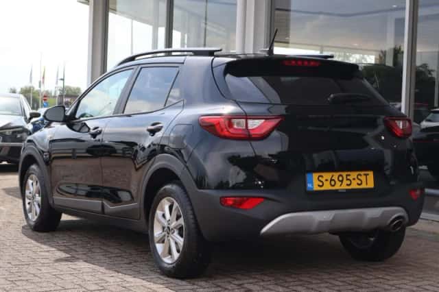 Kia Stonic (2023) thumbnail 12