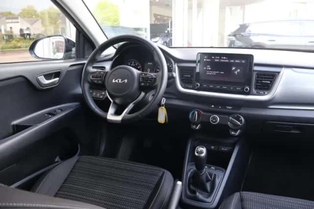 Kia Stonic (2023) thumbnail 29