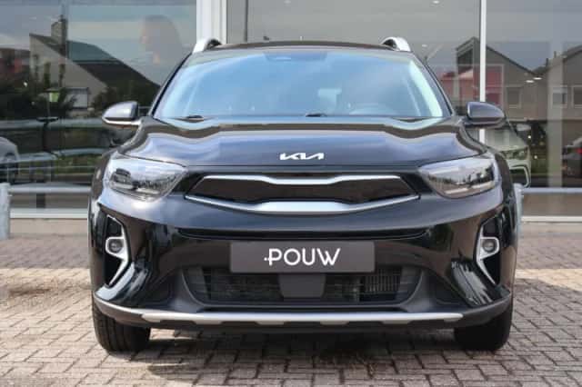 Kia Stonic (2023) thumbnail 8