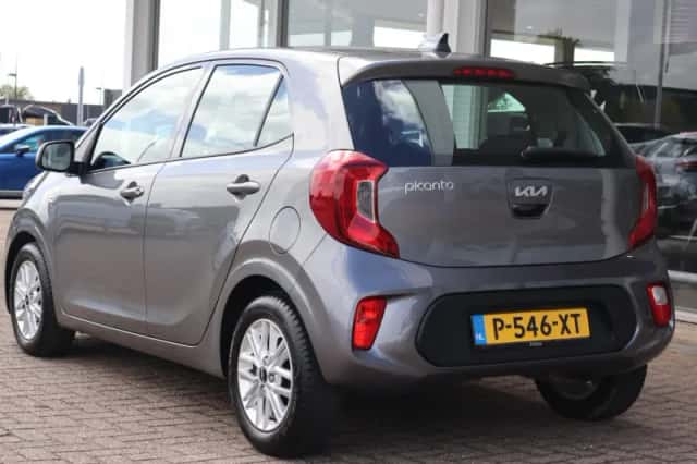 Kia Picanto (2022) thumbnail 12