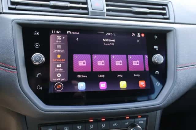 SEAT Ibiza (2021) thumbnail 24
