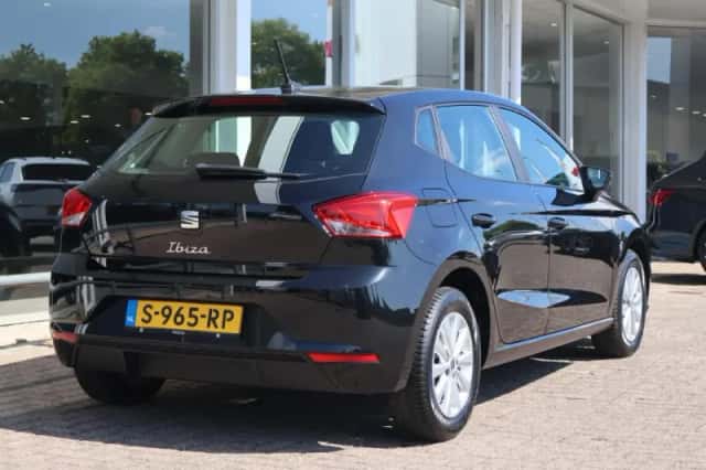 SEAT Ibiza (2023) thumbnail 2