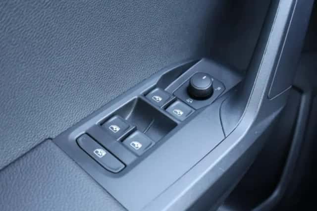 SEAT Ibiza (2023) thumbnail 20
