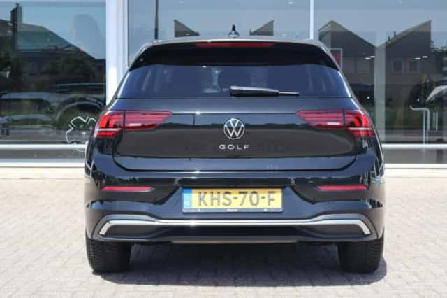 Volkswagen Golf (2025) thumbnail 11