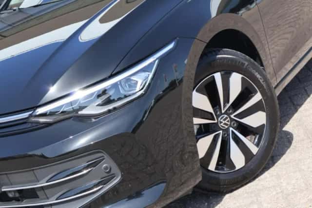 Volkswagen Golf (2025) thumbnail 16