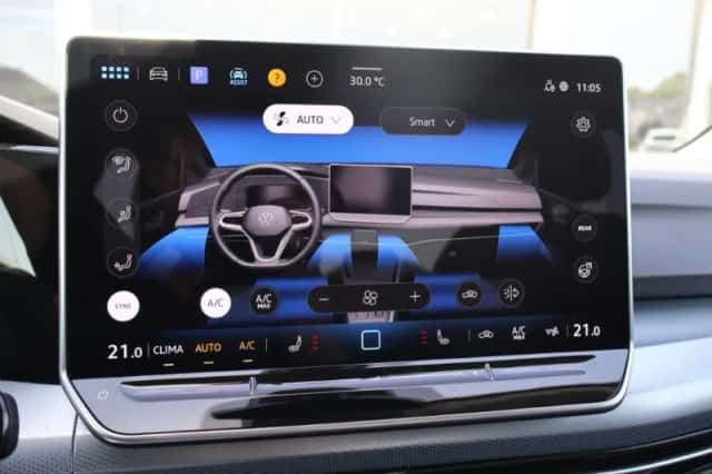 Volkswagen Golf (2025) thumbnail 36