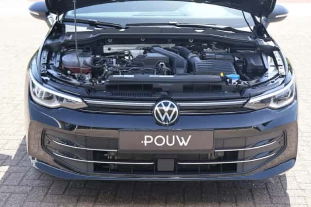 Volkswagen Golf (2025) thumbnail 38