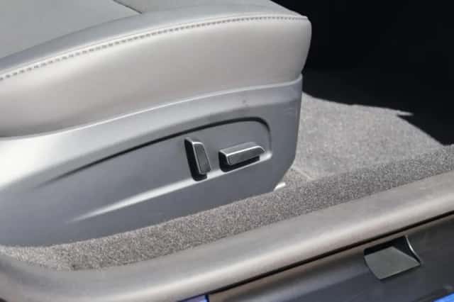 Tesla Model 3 (2024) thumbnail 20