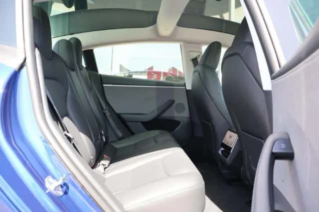 Tesla Model 3 (2024) thumbnail 21