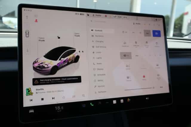 Tesla Model 3 (2024) thumbnail 30