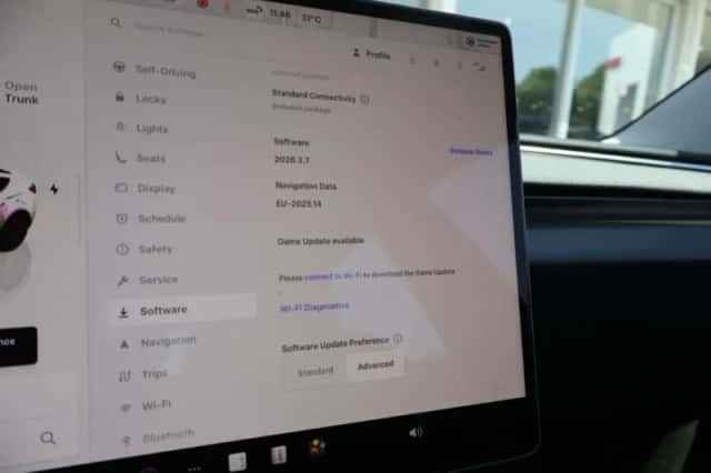 Tesla Model 3 (2024) thumbnail 38