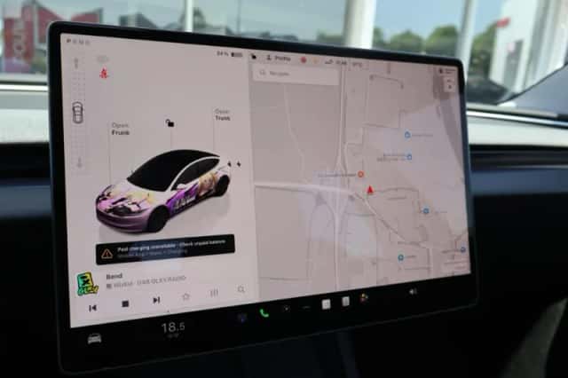 Tesla Model 3 (2024) thumbnail 39