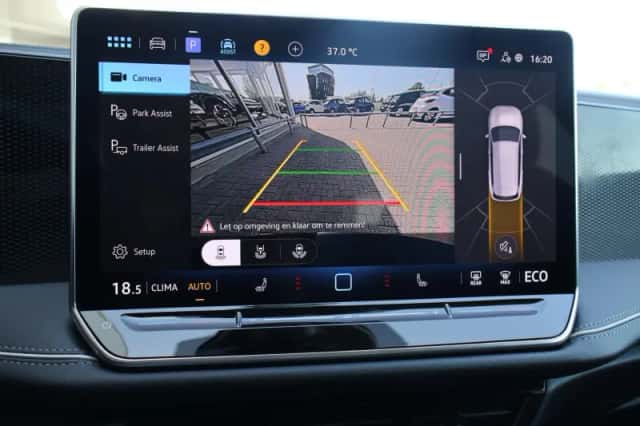 Volkswagen Passat (2025) thumbnail 31