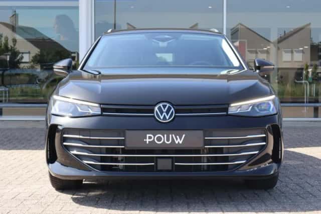 Volkswagen Passat (2025) thumbnail 8