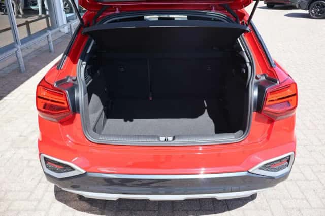 Audi Q2 (2022) thumbnail 18