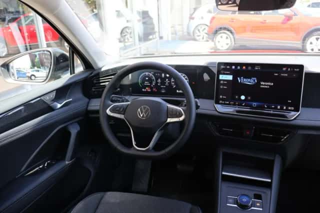 Volkswagen Tiguan (2025) thumbnail 30
