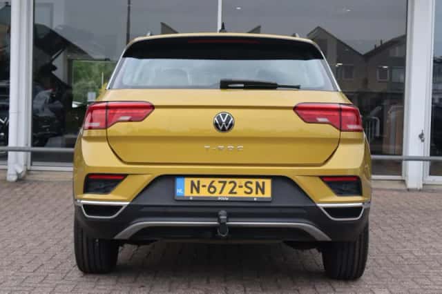 Volkswagen T-Roc (2021) thumbnail 11