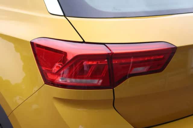 Volkswagen T-Roc (2021) thumbnail 13
