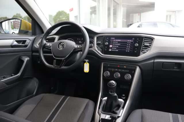 Volkswagen T-Roc (2021) thumbnail 31