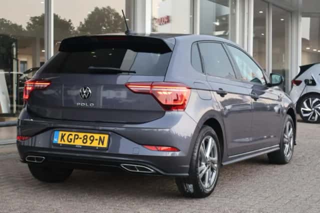 Volkswagen Polo (2022) thumbnail 2