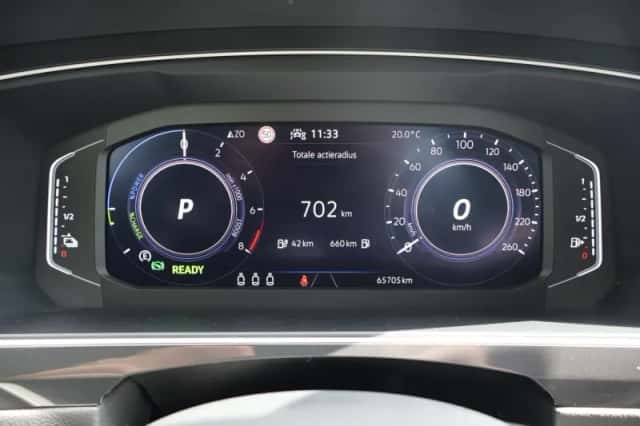 Volkswagen Tiguan (2021) thumbnail 23