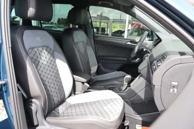 Volkswagen Tiguan (2021) thumbnail 4