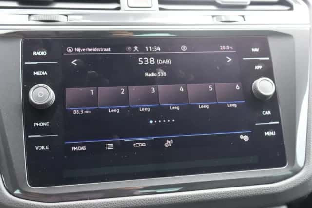 Volkswagen Tiguan (2021) thumbnail 41