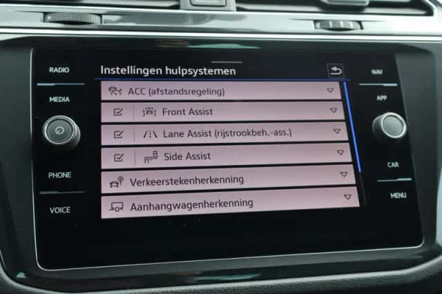 Volkswagen Tiguan (2021) thumbnail 42