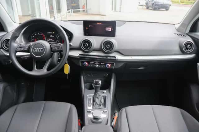 Audi Q2 (2022) thumbnail 5